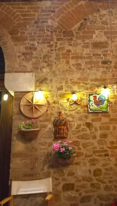 La Casa Del Gallo Radicondoli 外观 照片